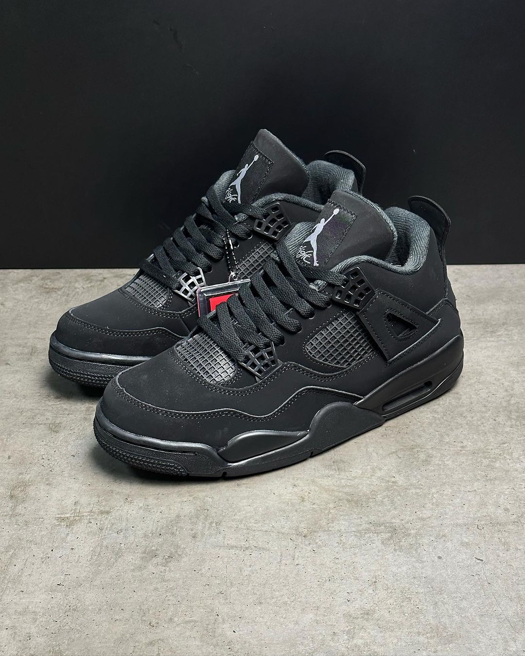 Air Jordan 4 Black Cat