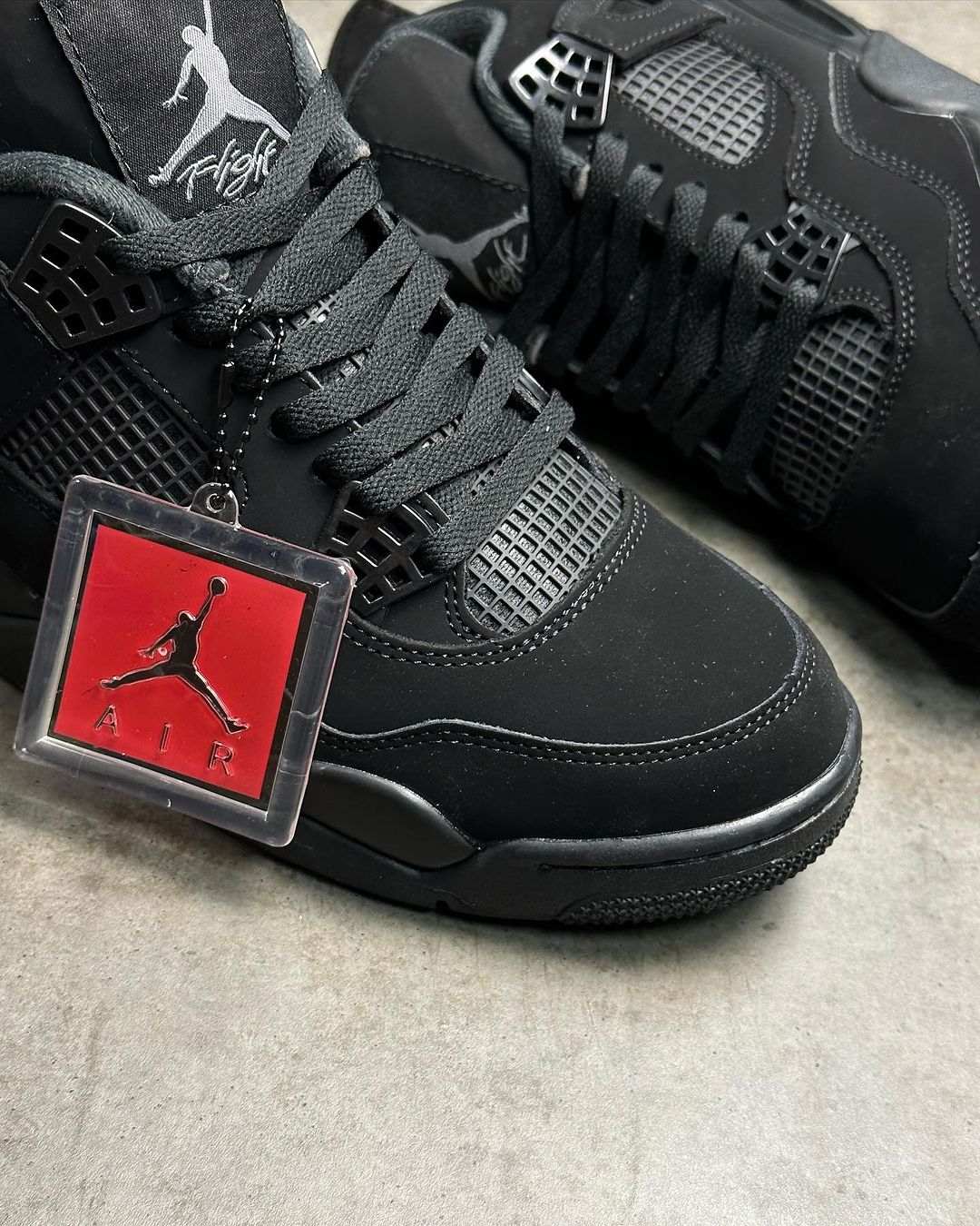 Air Jordan 4 Black Cat