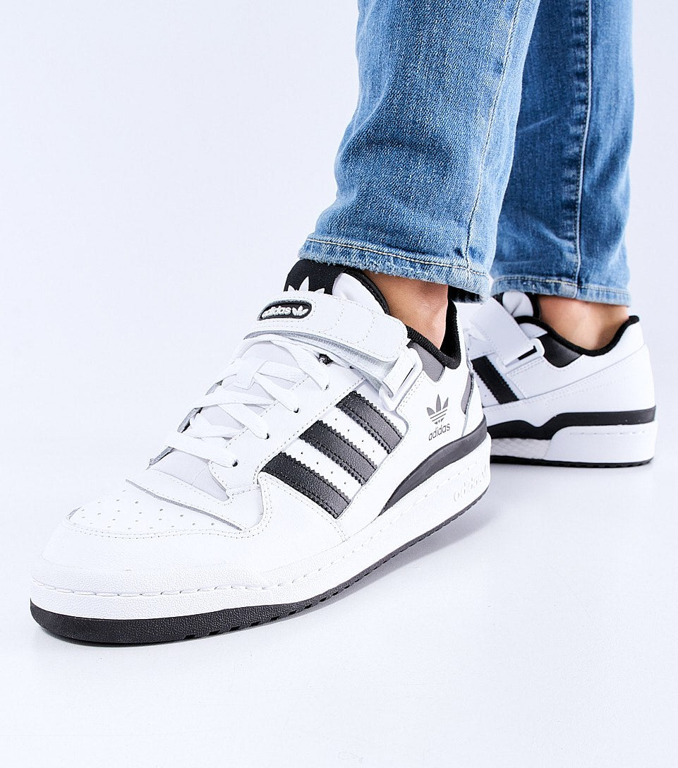 adidas forum low