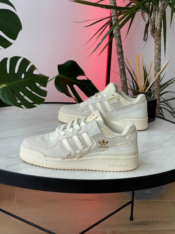 adidas forum low