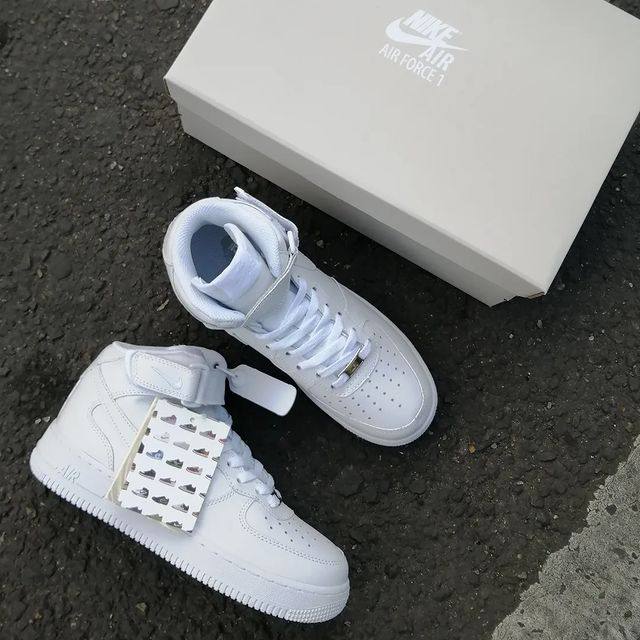 Nike Air Force 1 HI