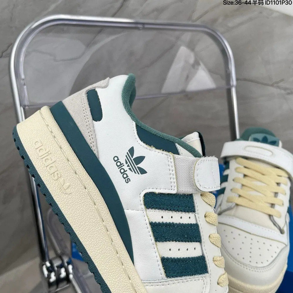 adidas forum low