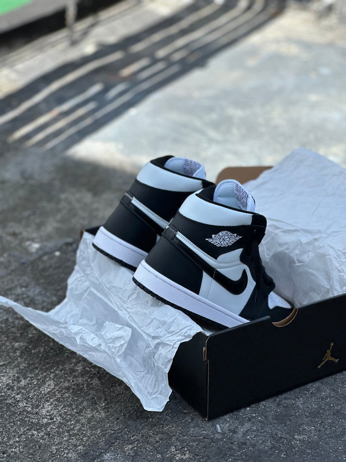 Air Jordan 1 Panda