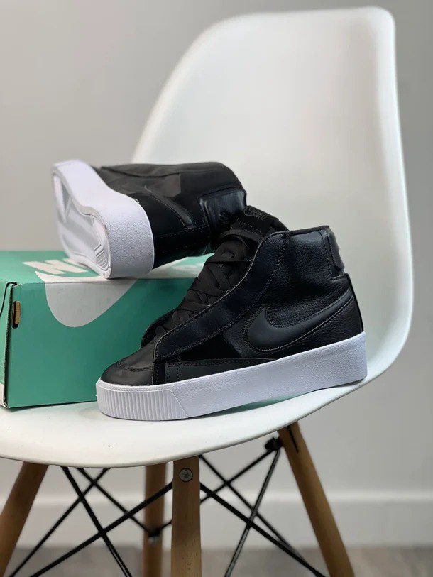 Nike Blazer Mid Victory