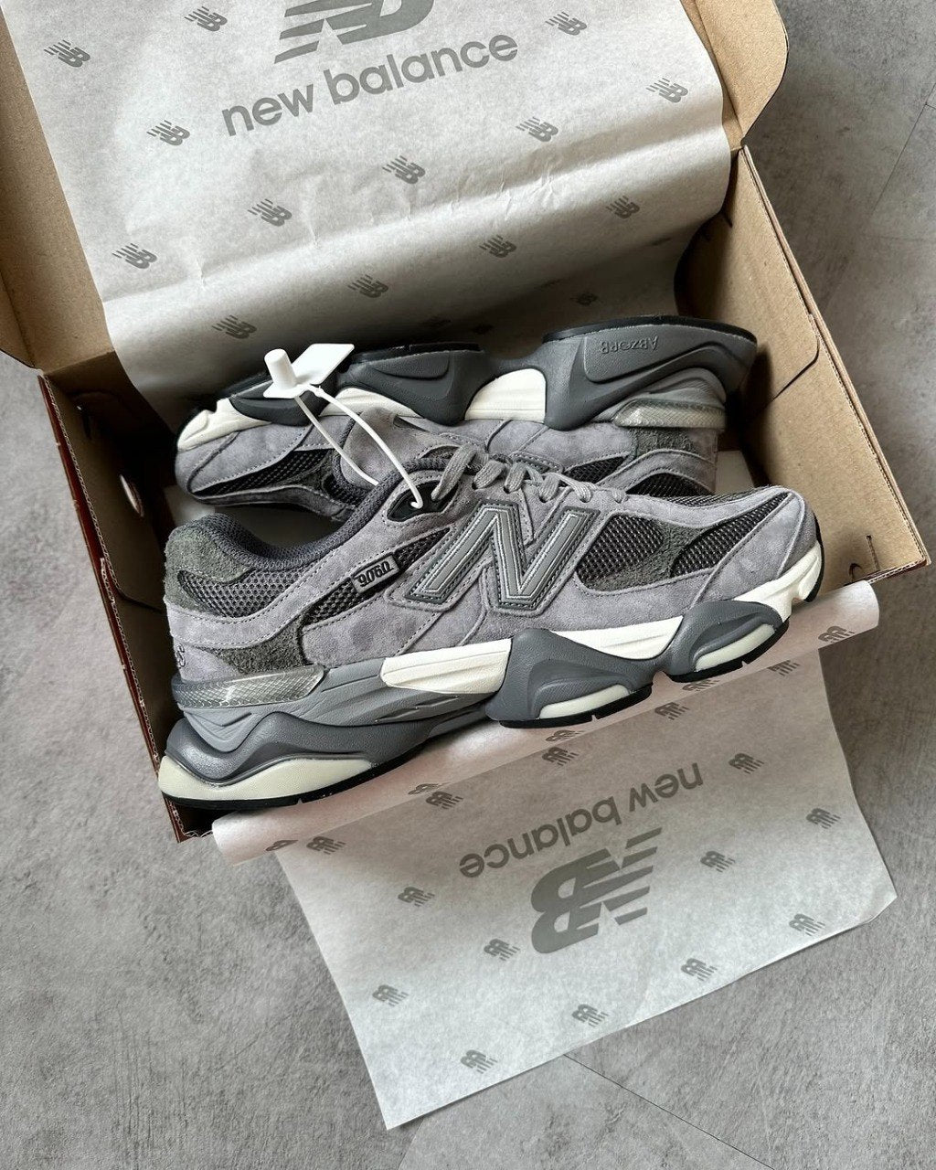 New Balance 9060