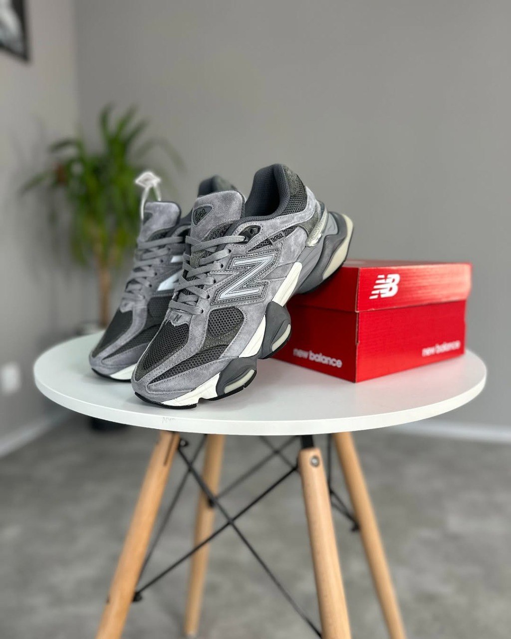 New Balance 9060