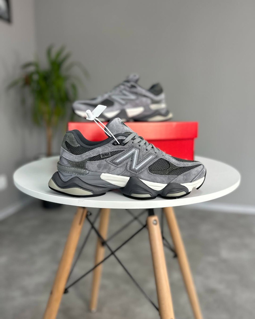 New Balance 9060