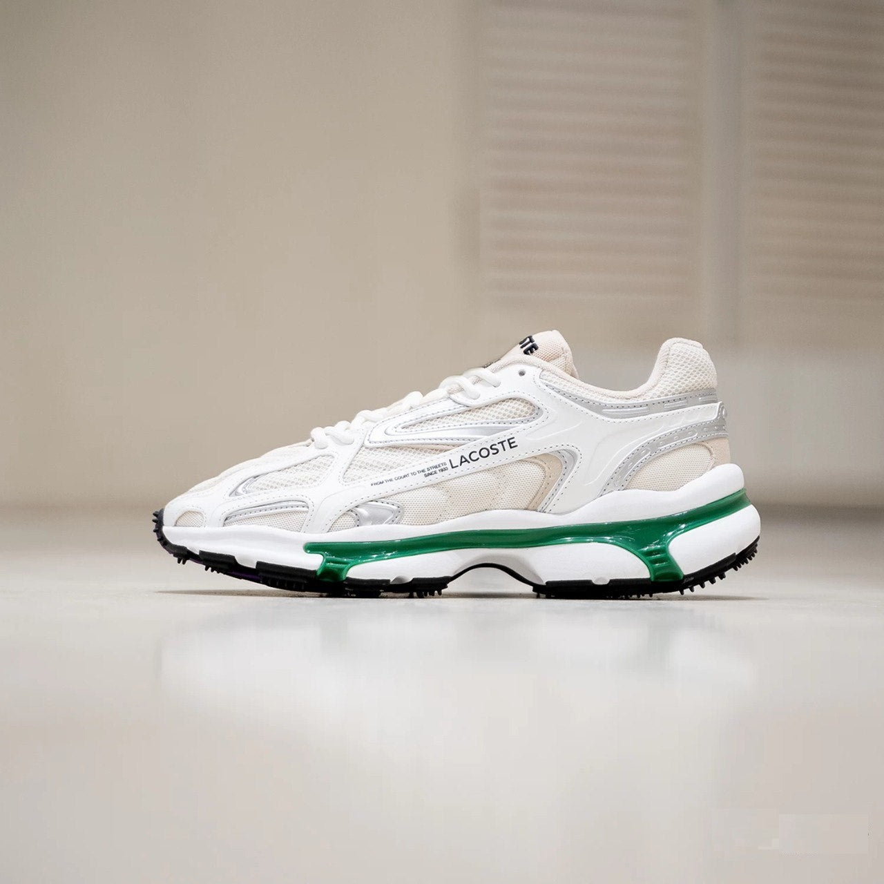 Lacoste L003