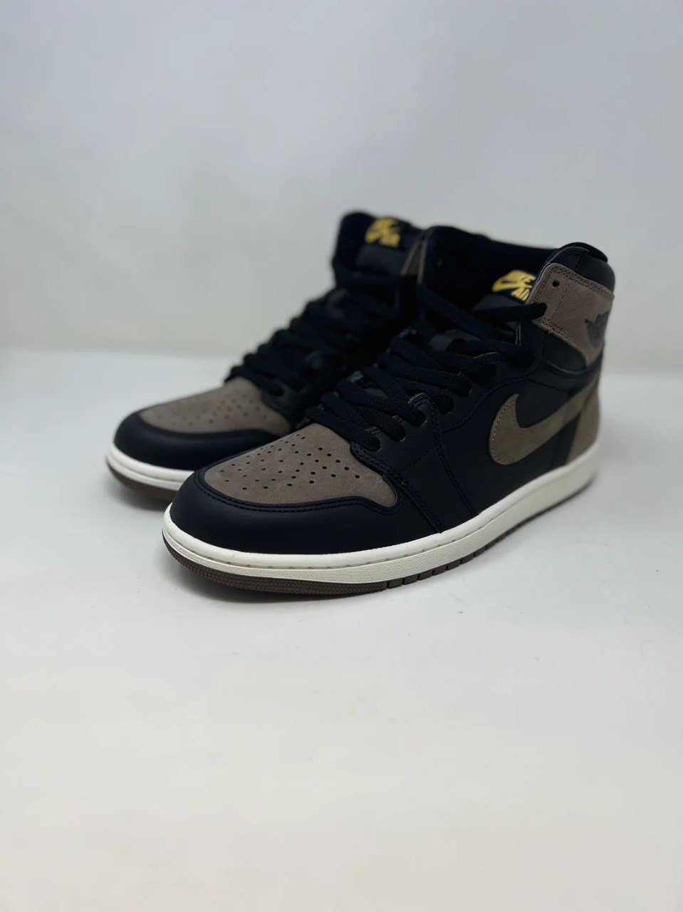 Air Jordan 1 Palomino