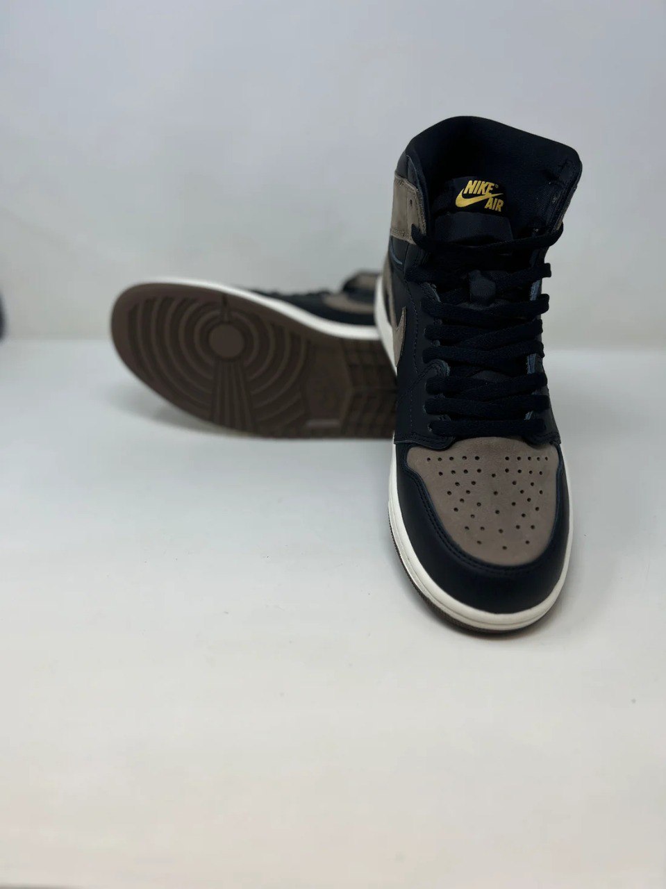 Air Jordan 1 Palomino