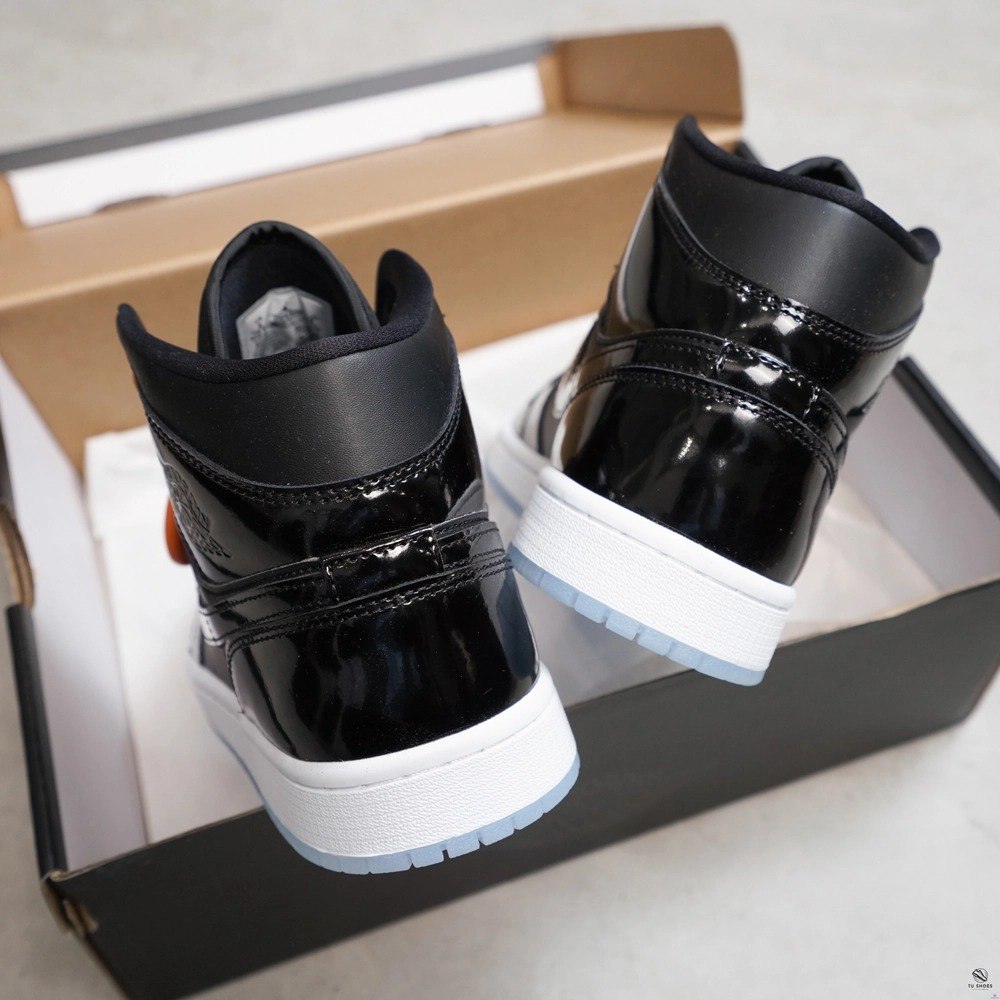 Air Jordan 1 Space