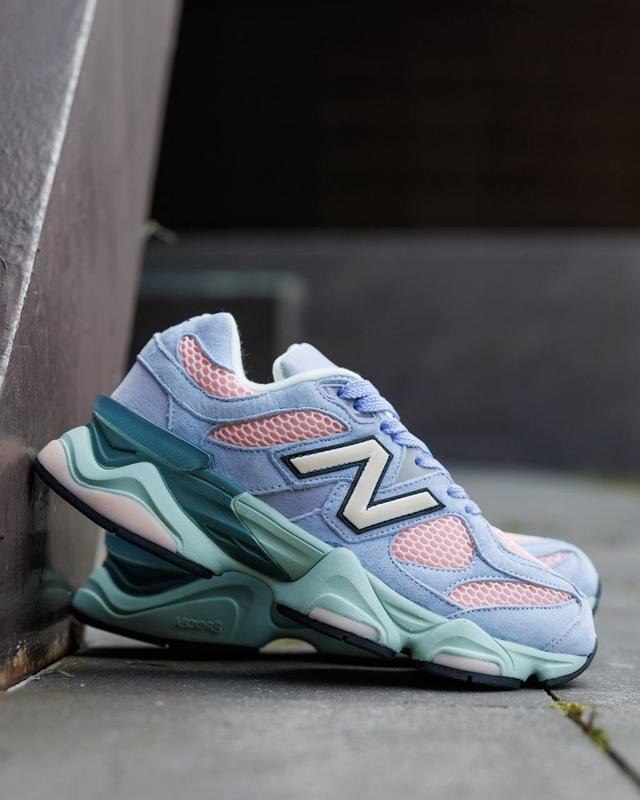 New Balance 9060
