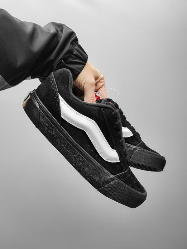 Vans KNU