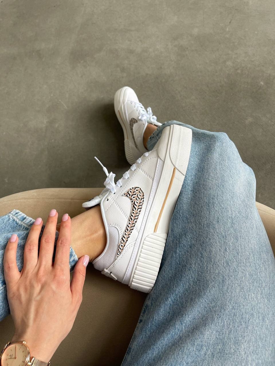 Nike Court Legacy