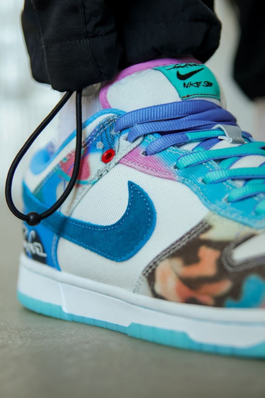 Nike Sb Dunk Low Futura