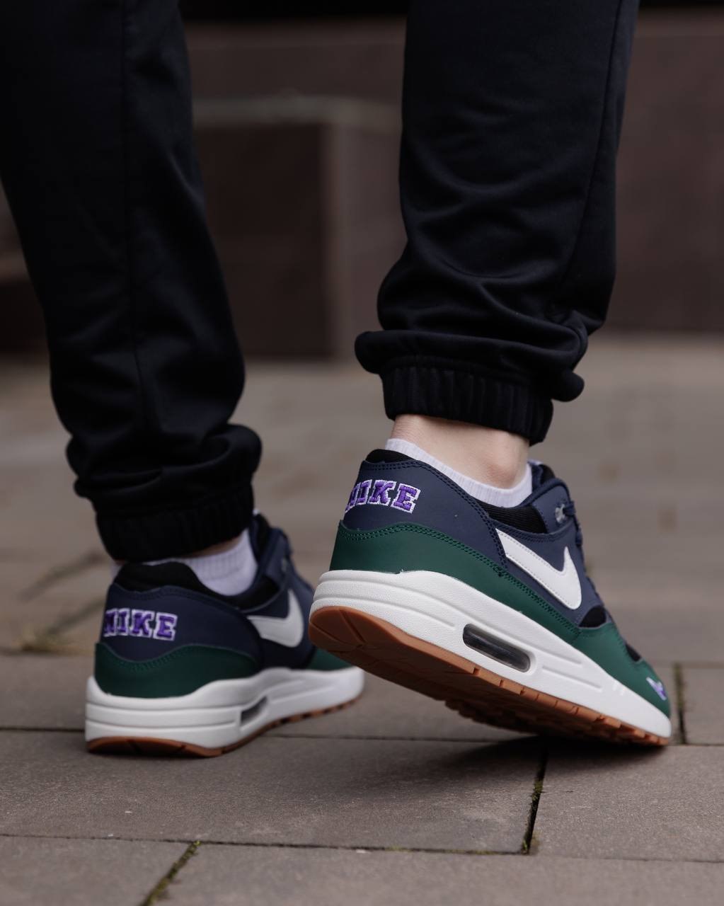 Nike Airmax 1 Obsidian