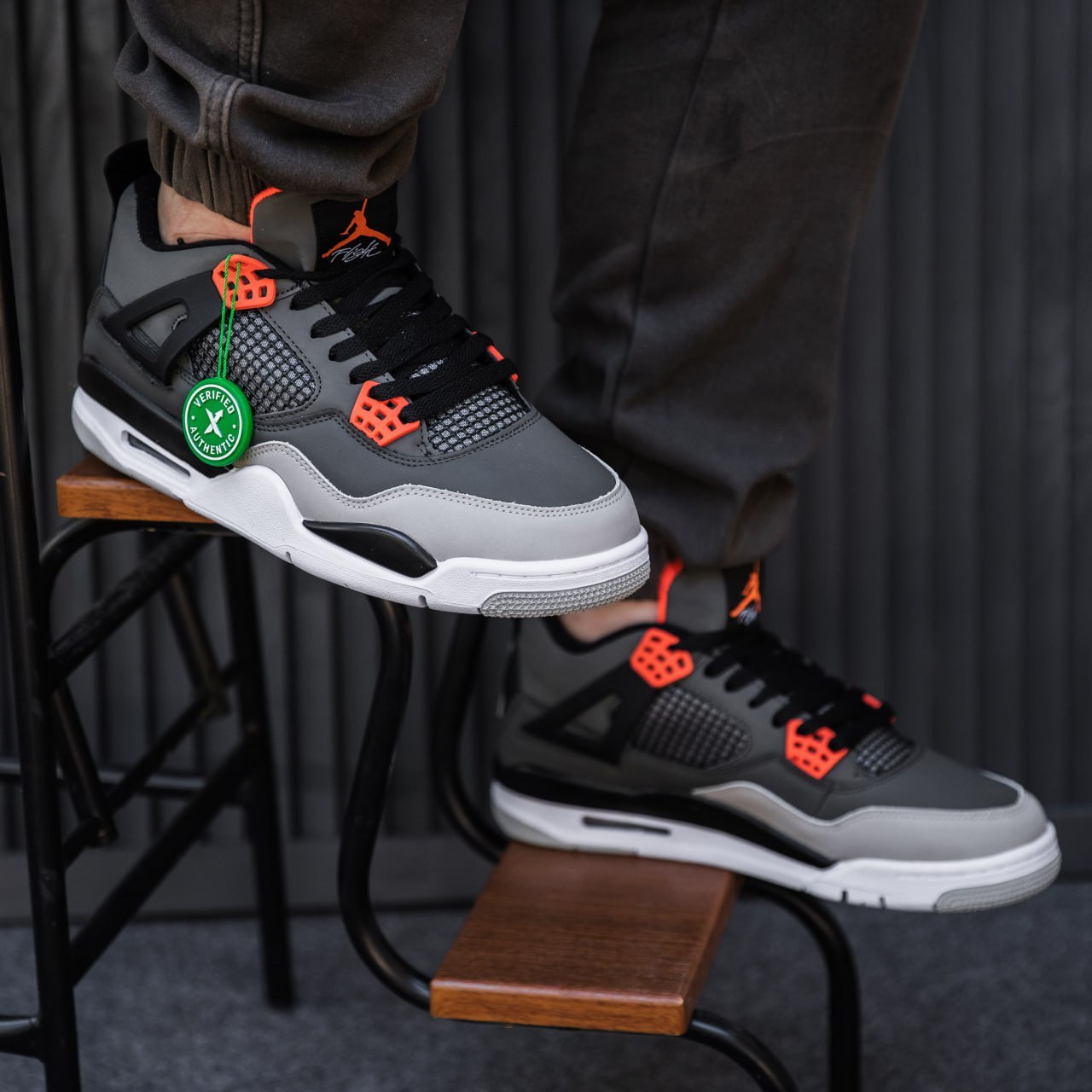 Air Jordan 4 InfraRED