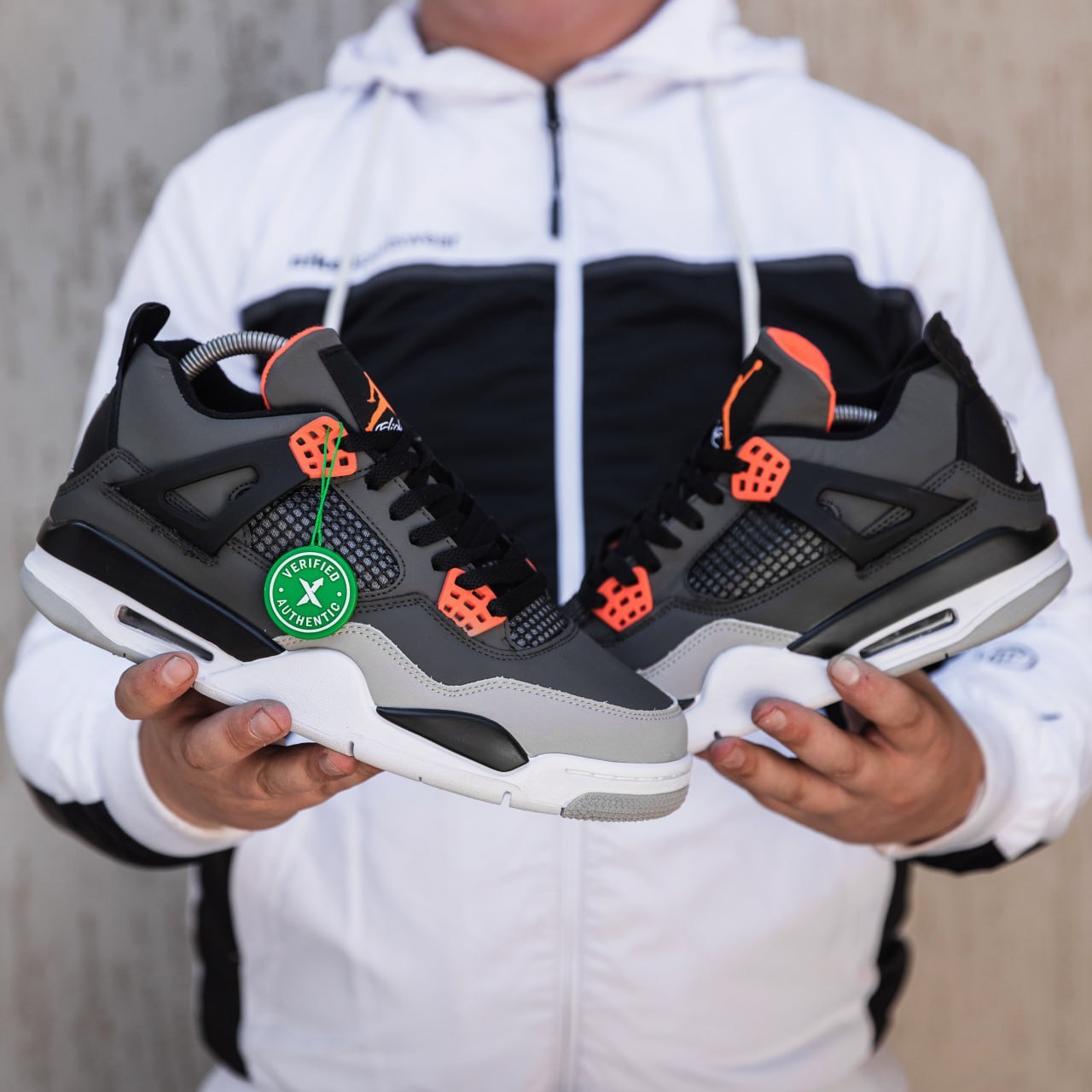 Air Jordan 4 InfraRED