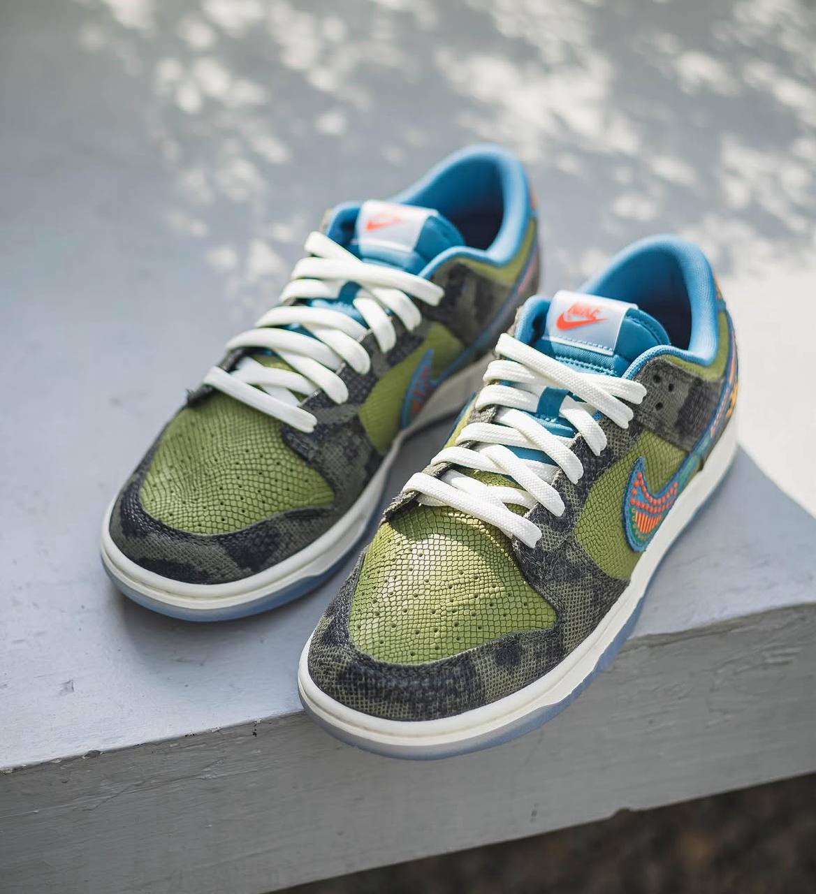 Nike Sb Dunk Low Siempre Familia