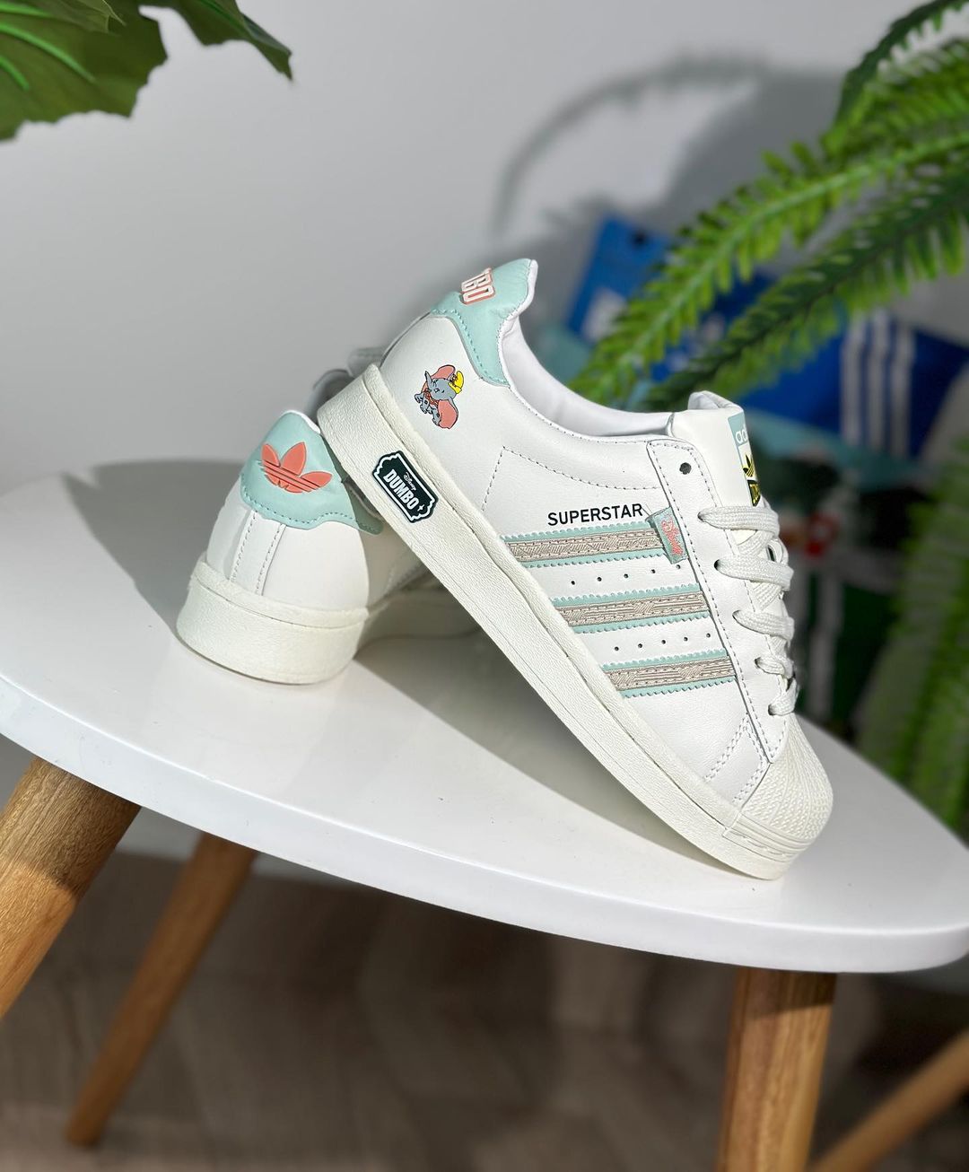 adidas superstar "Dumbo"