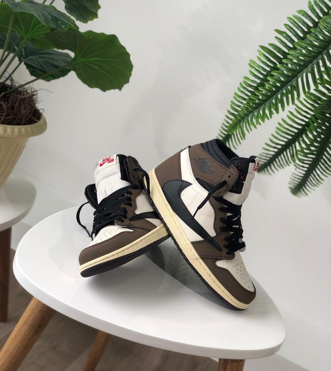 Air Jordan 1 x Travis Scott