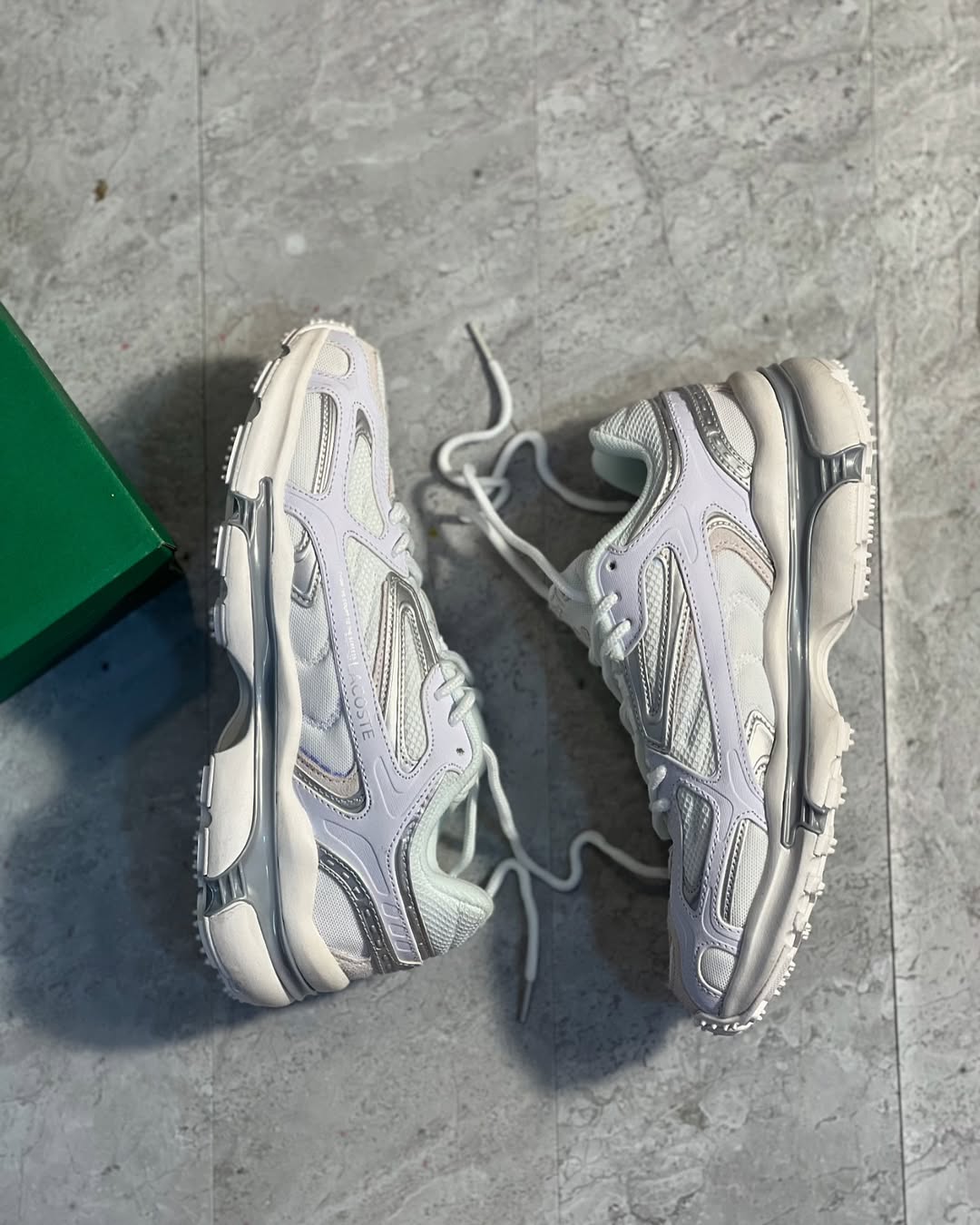 Lacoste L003