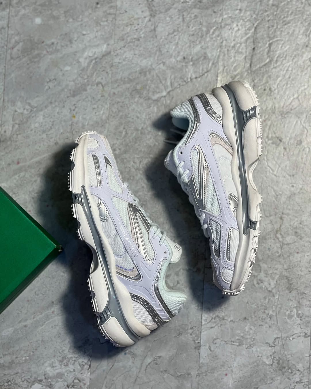 Lacoste L003