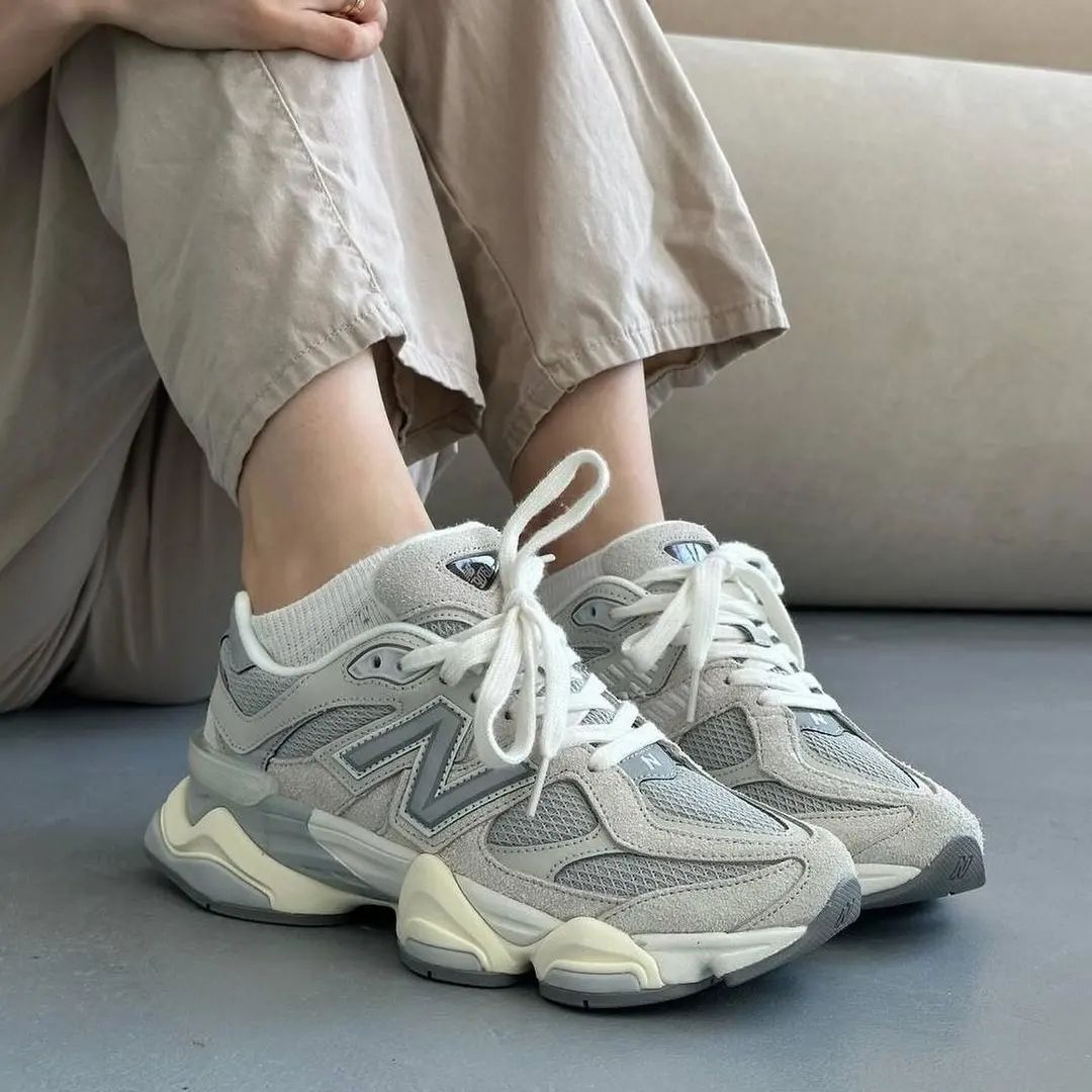 New Balance 9060