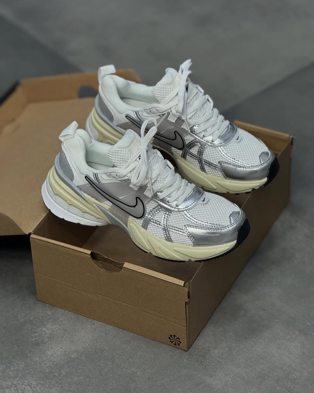 Nike V2K Run