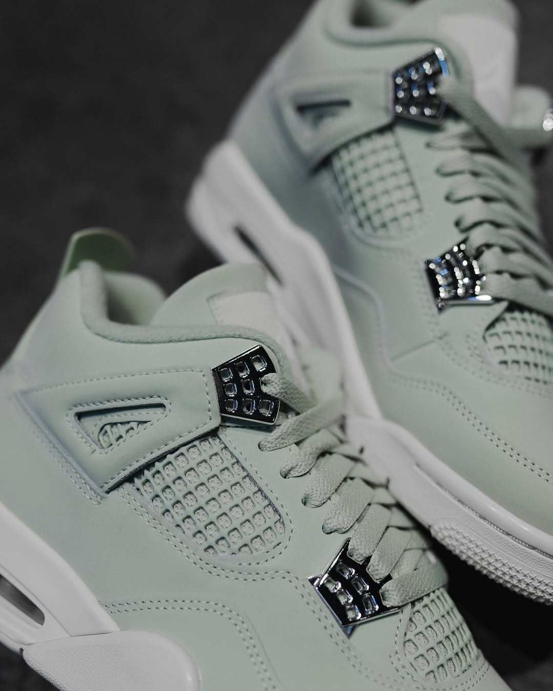 Air Jordan 4 Abundance