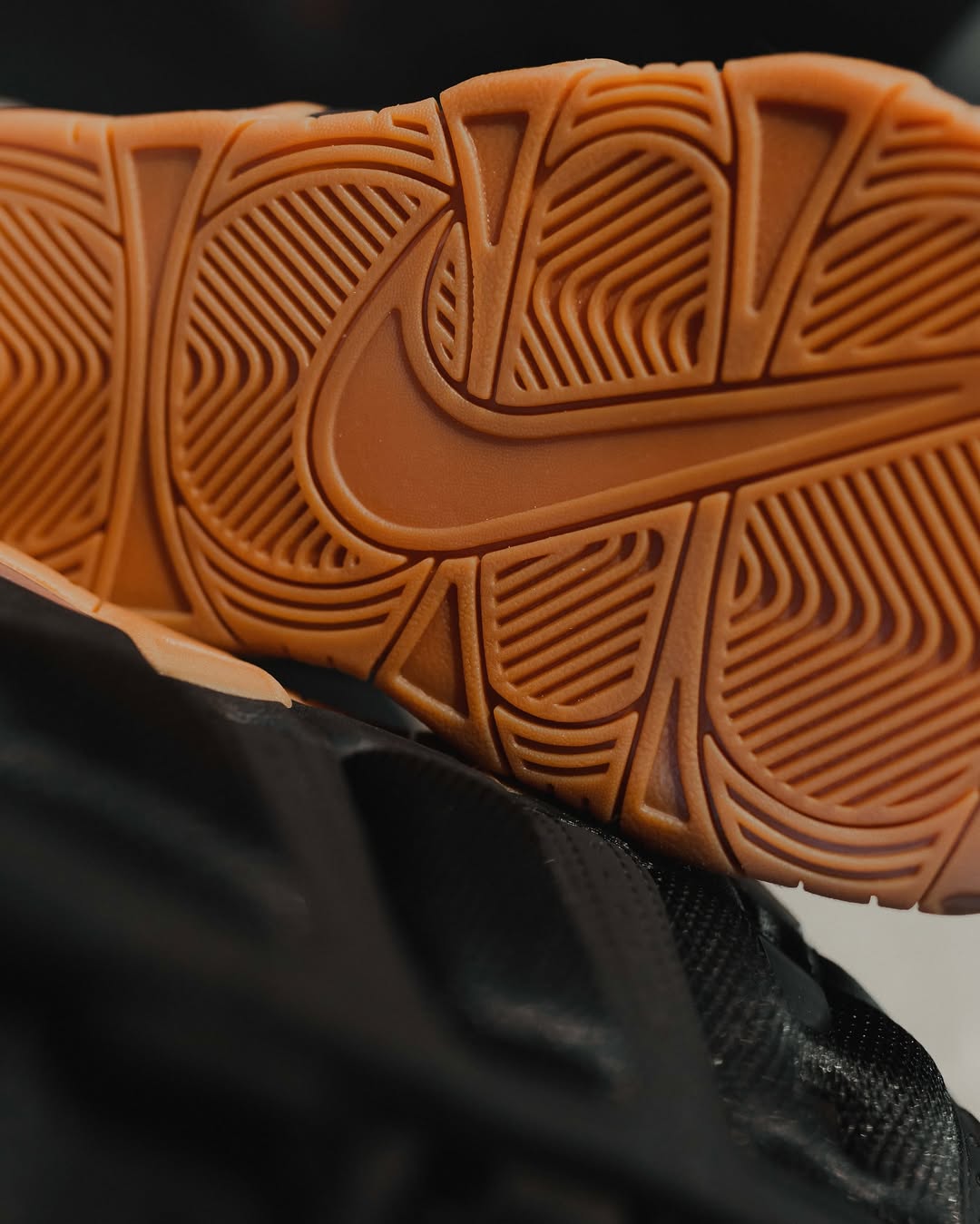 Nike Air More Up tempo Low “Black Gum”