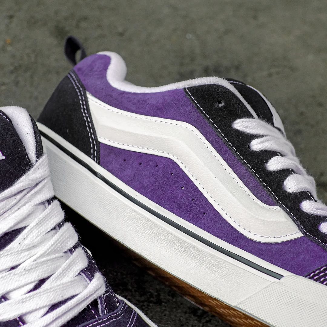 Vans KNU