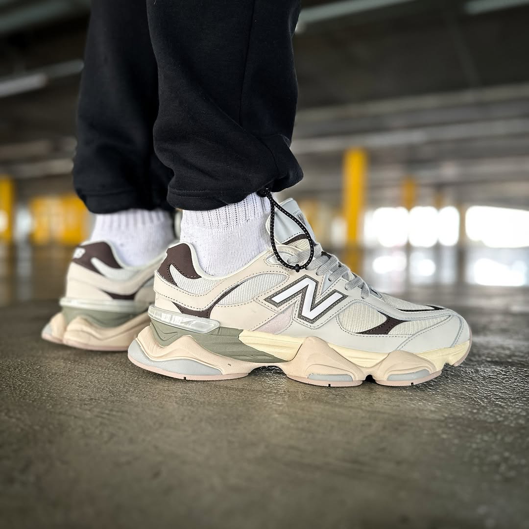 New Balance 9060