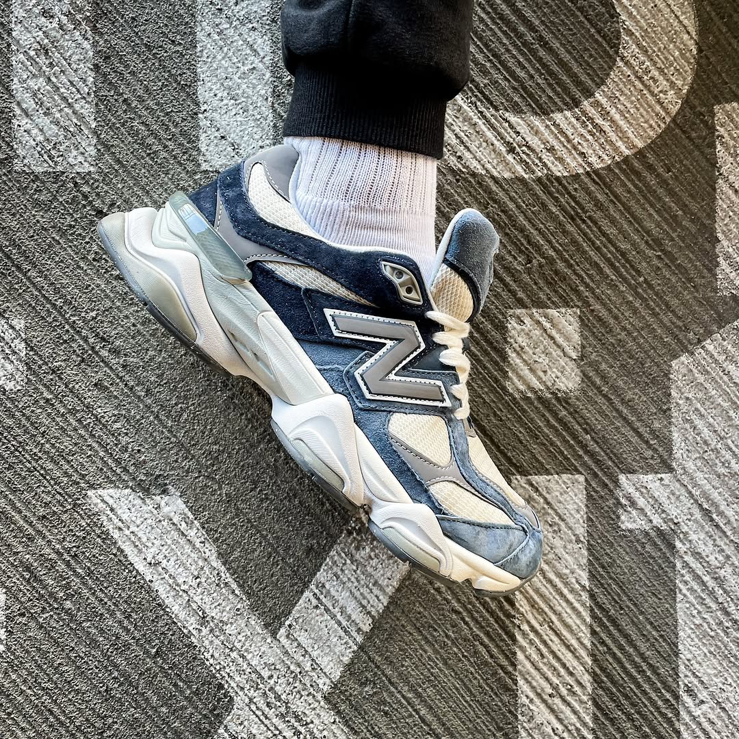 New Balance 9060
