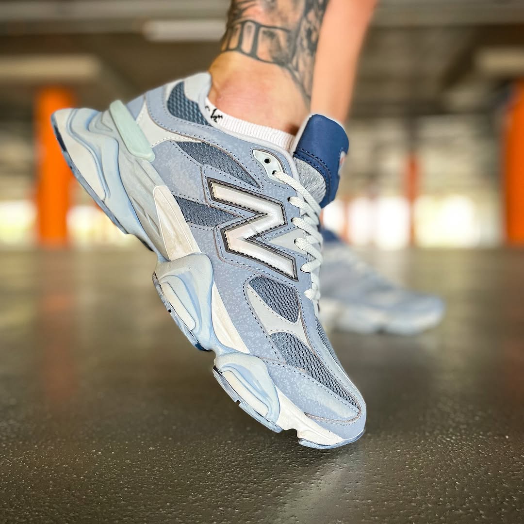 New Balance 9060
