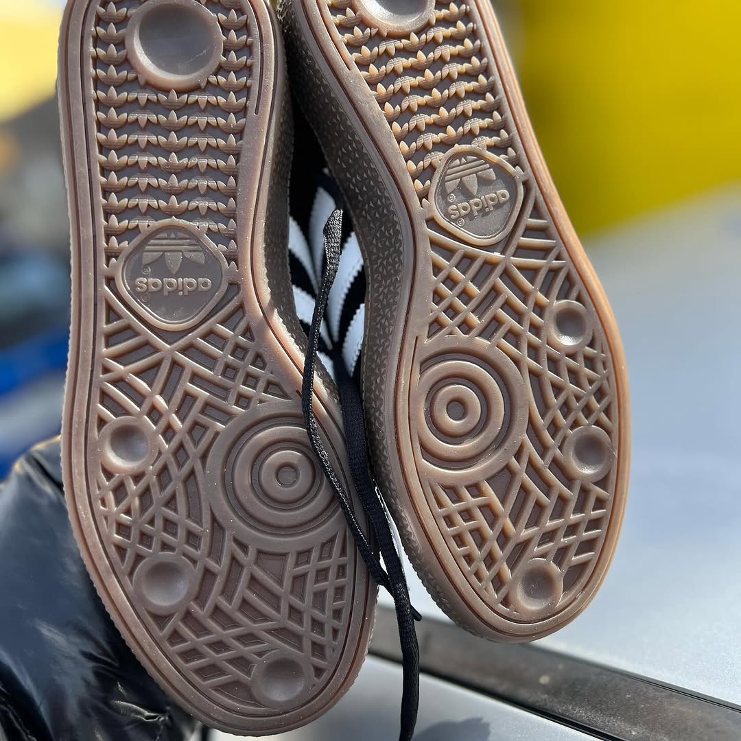 adidas Spezial negra