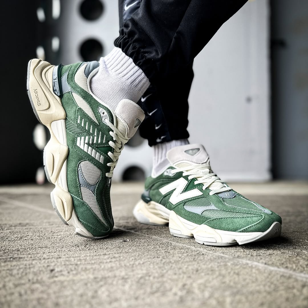 New Balance 9060