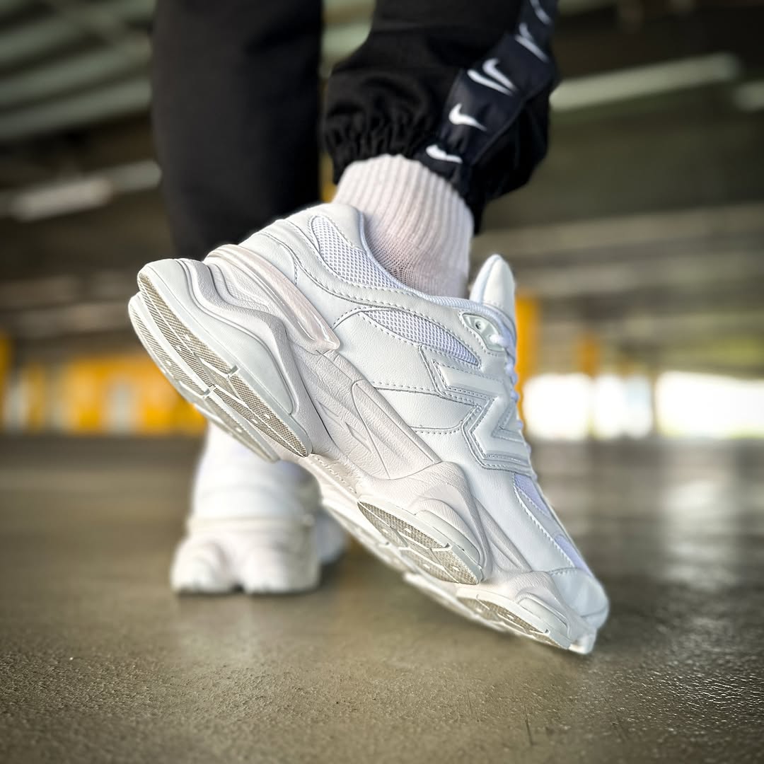 New Balance 9060