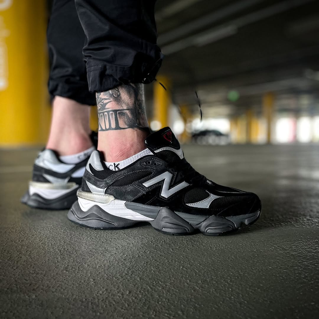 New Balance 9060