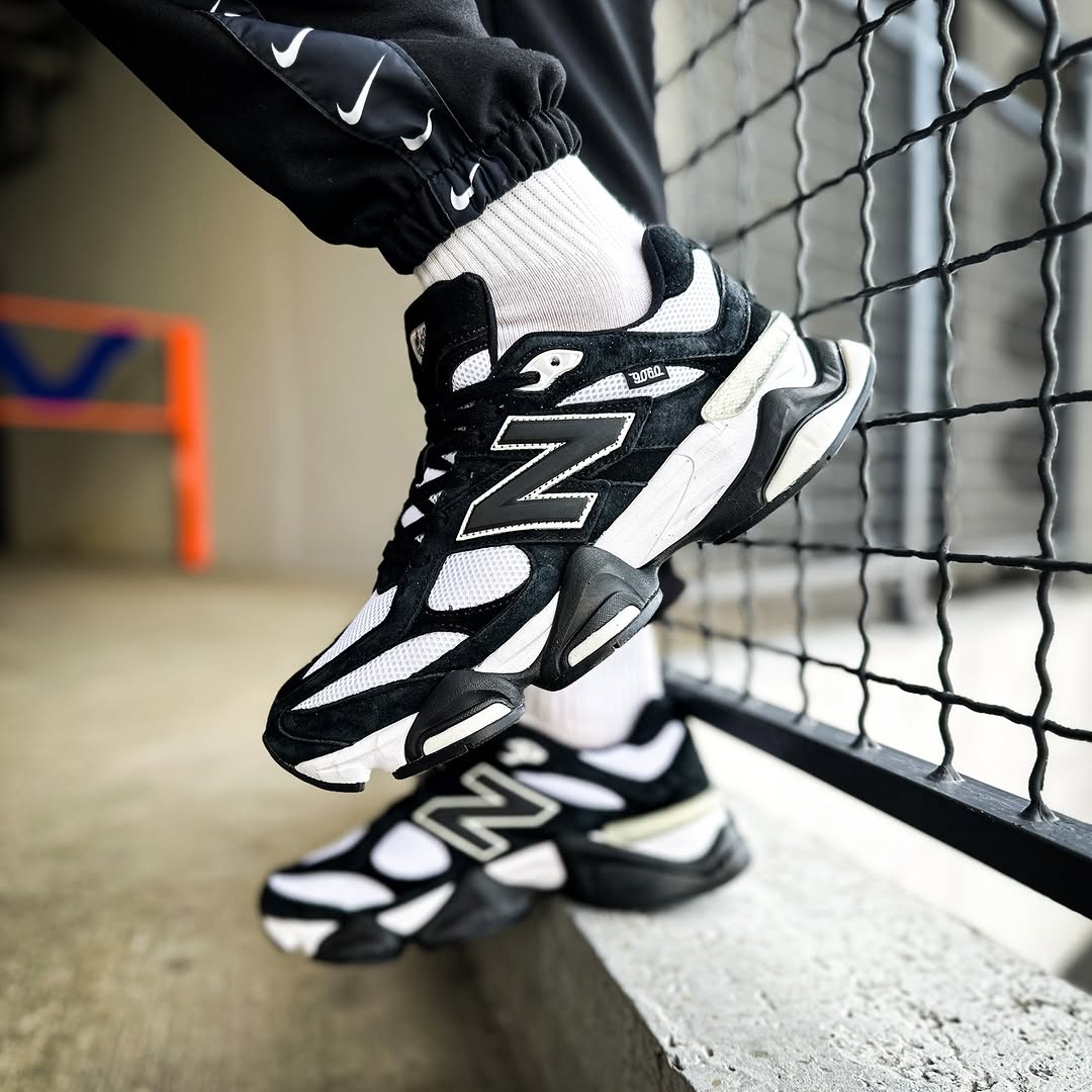 New Balance 9060