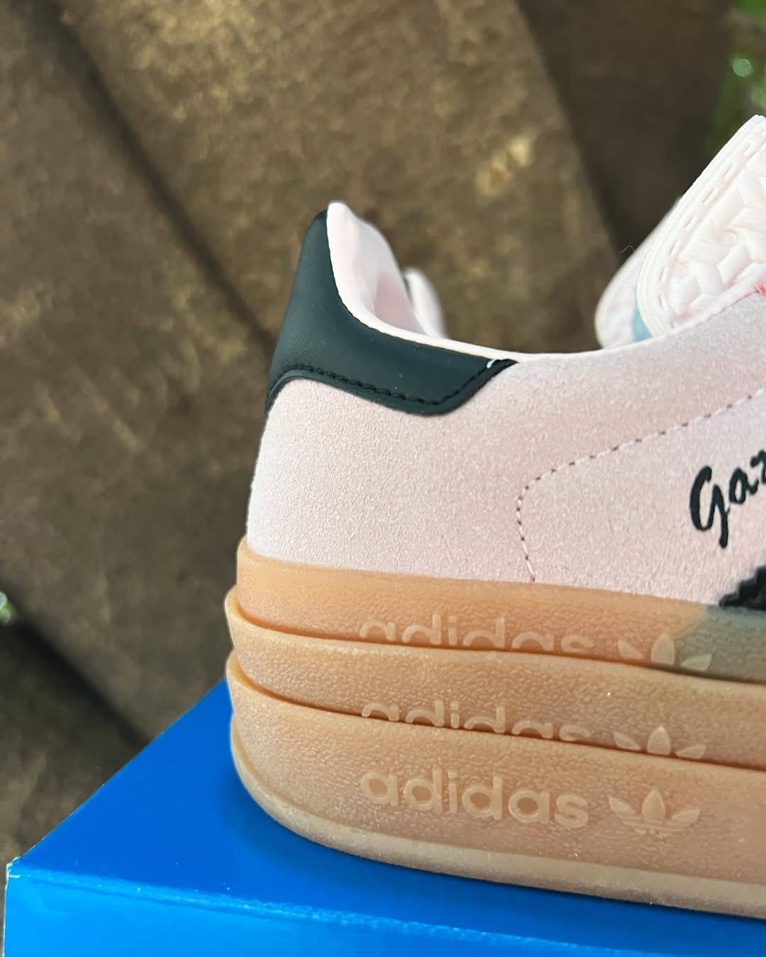 adidas gazelle plataforma