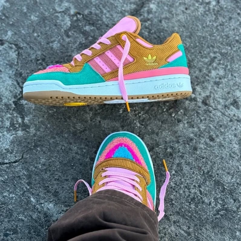 adidas forum low "Simpson"