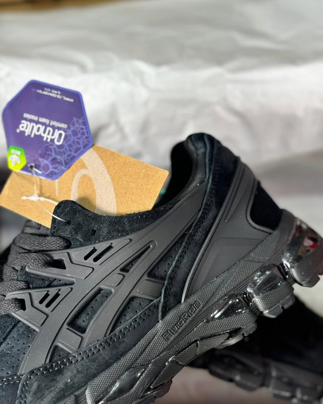 ASICS Gel-Kayano Train
