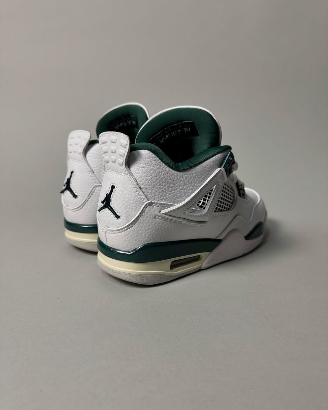 Jordan 4 Oxided Green