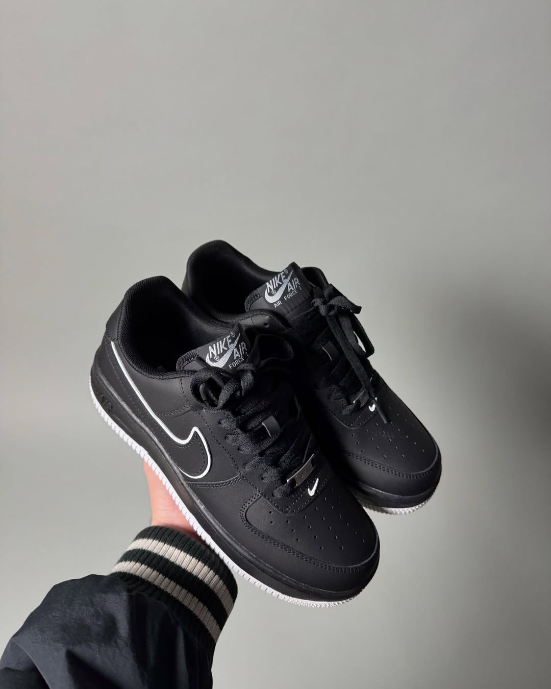 Nike Air Force 1 "BLACK"