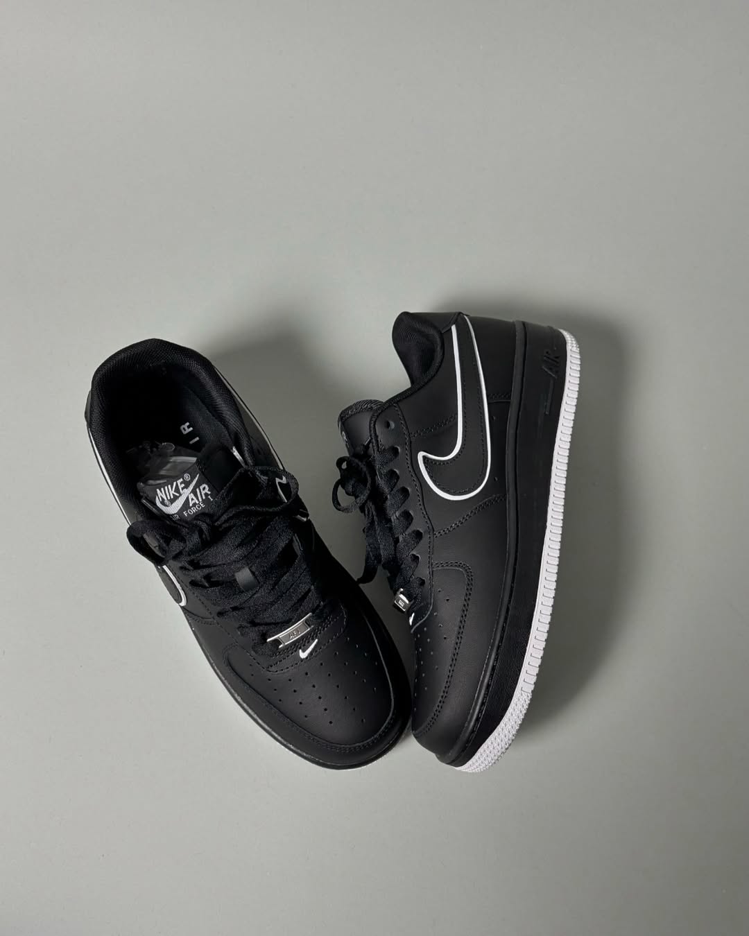 Nike Air Force 1 "BLACK"