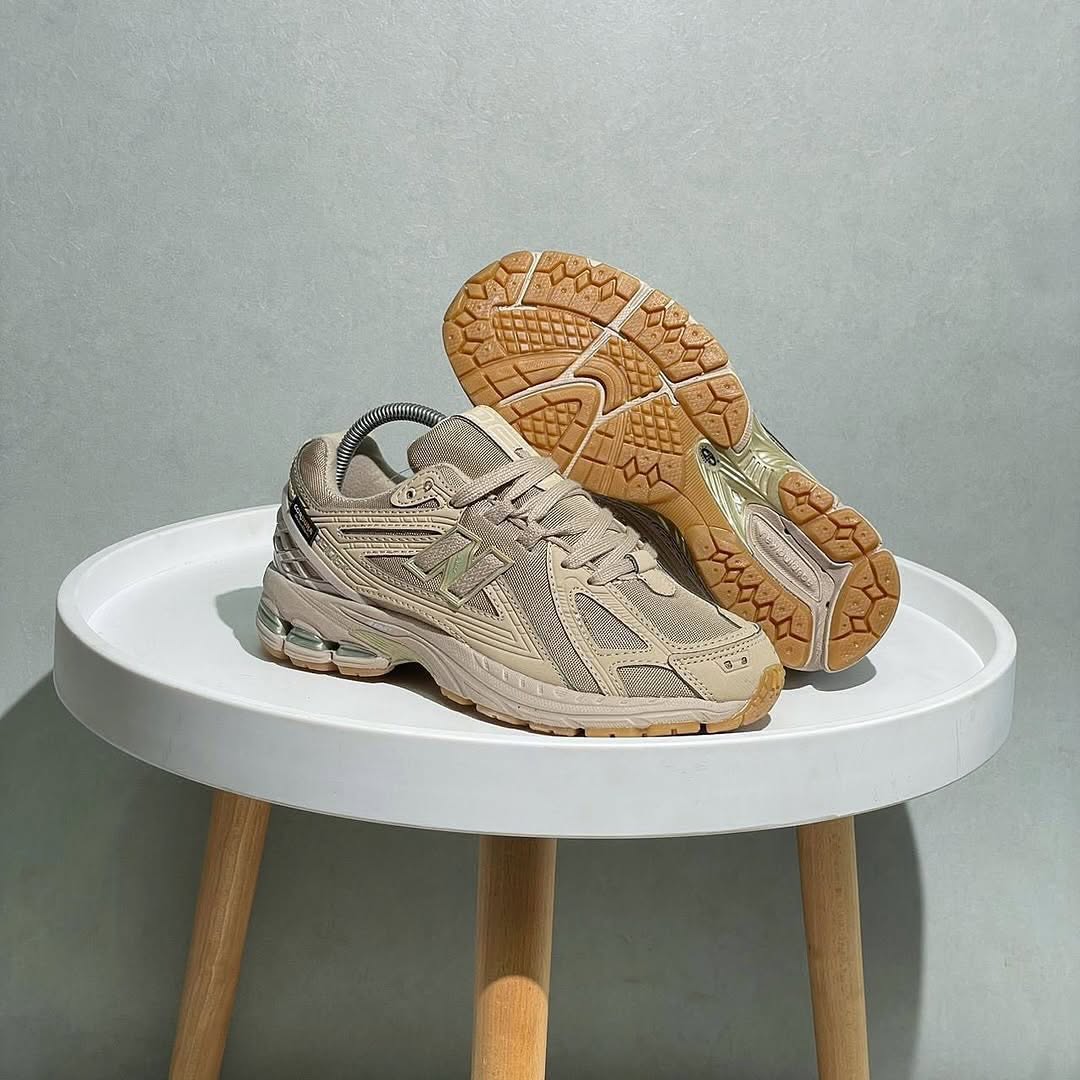 New Balance 1906r