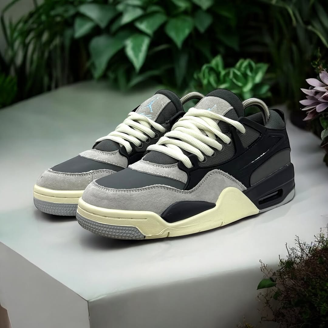 Air Jordan 4 RM