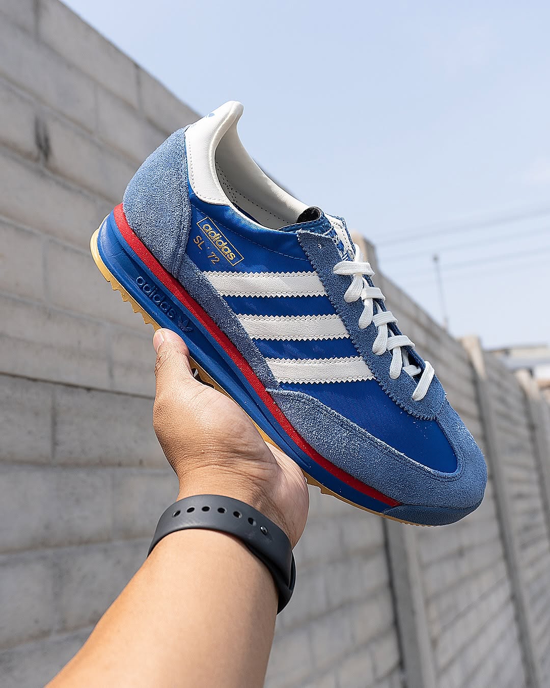 adidas SL 72