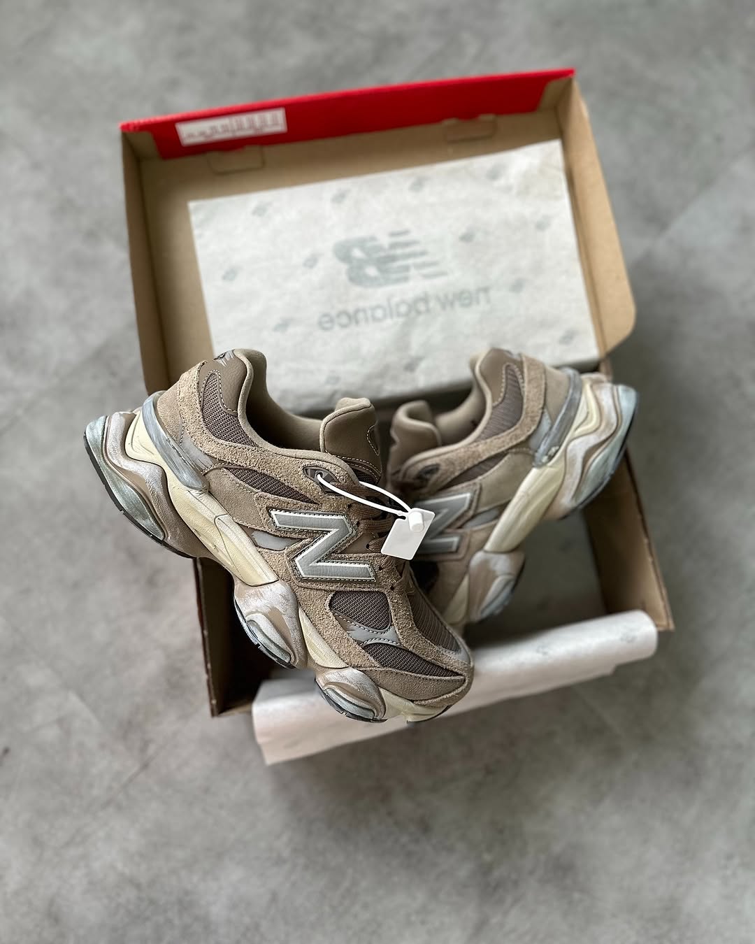 New Balance 9060